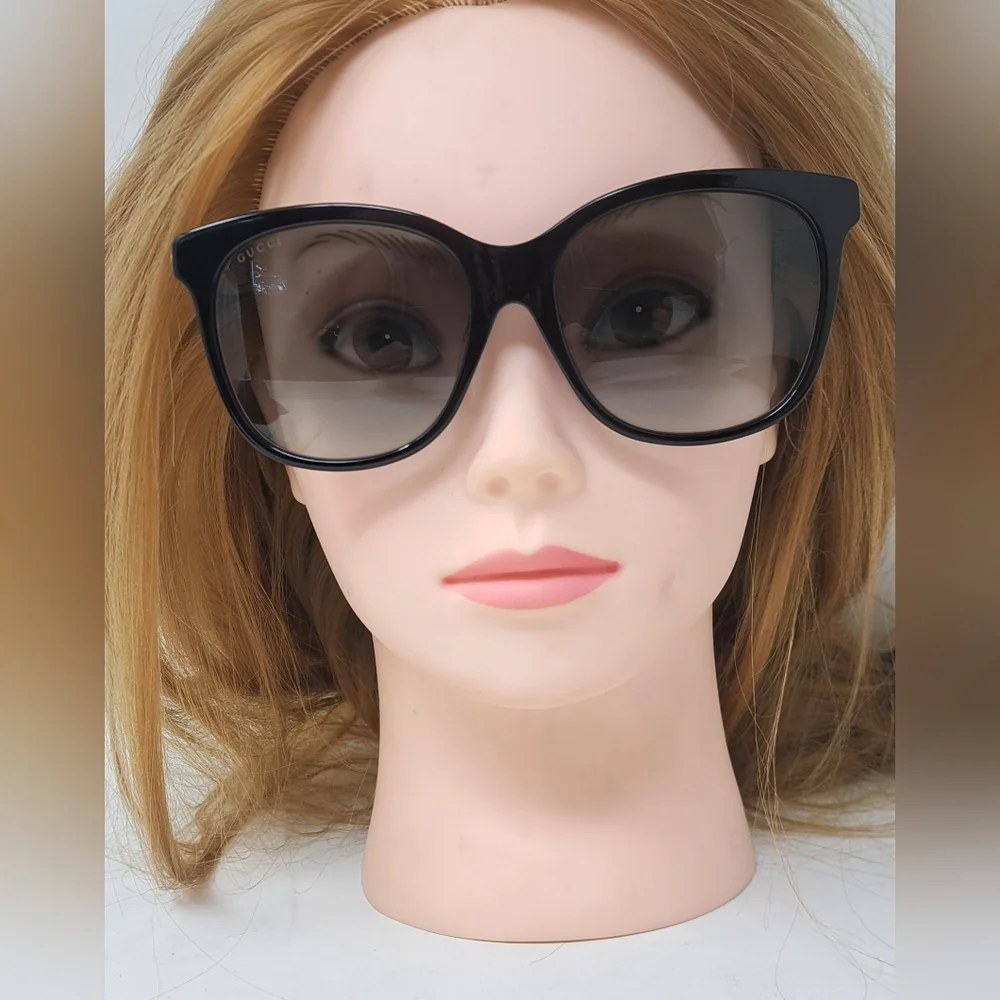 Gucci Sunglasses GG0655SA 001 Black Gold Grey Full Rim Square 56MM 56-17-150 - Picture 8 of 16